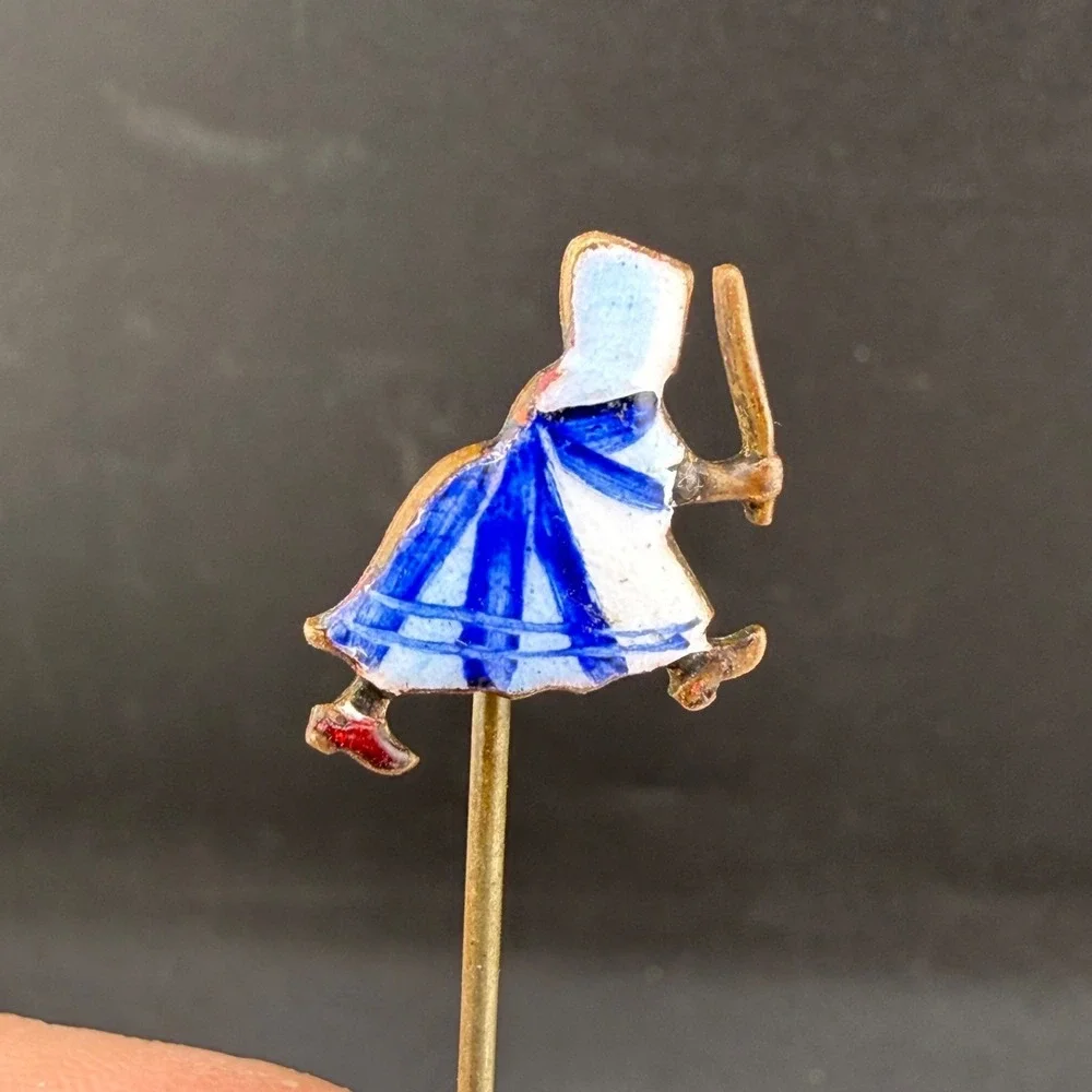 Vintage Old Dutch Cleanser Stick Pin Gold Tone Enamel Advertising Dutch Girl